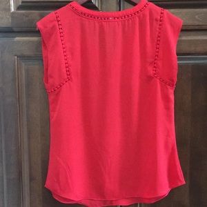 41 Hawthorn Tops - Red top 41 Hawthorn Tops - Red top